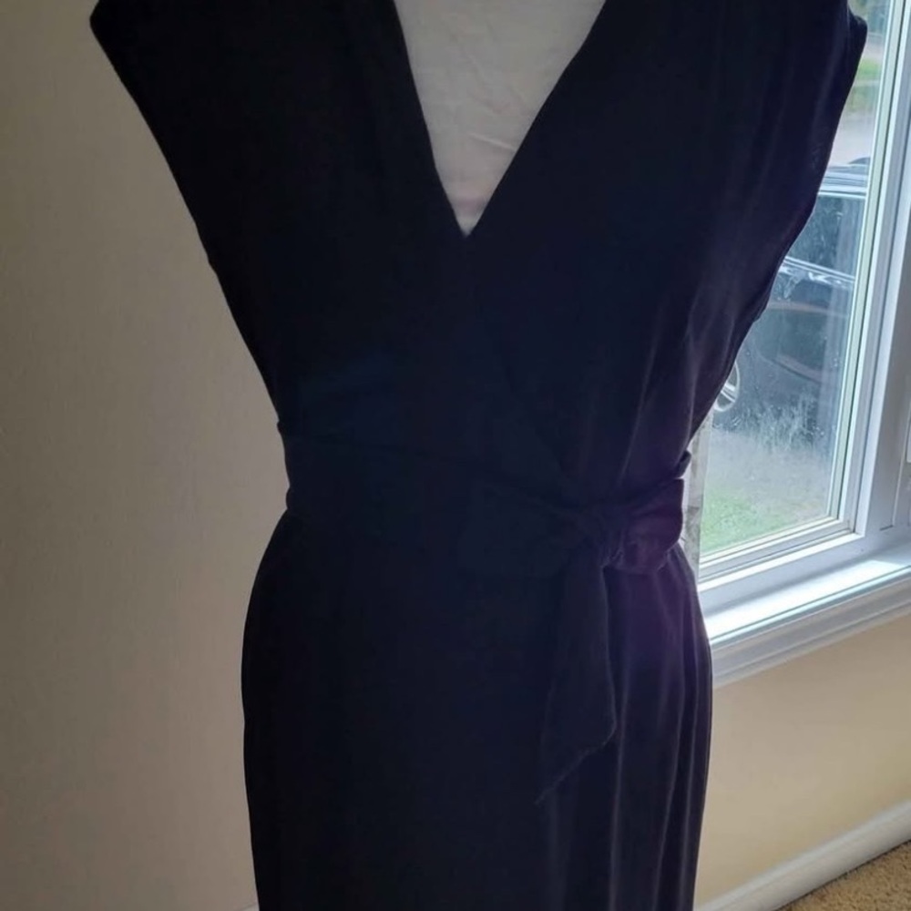 Kate Spade Elegant Black Midi Dress - Picture 3 of 8